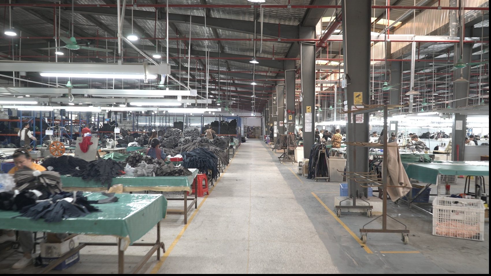 Large bag manufacturing workshop